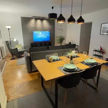 Skiper Apartment Lodz (Lodz)